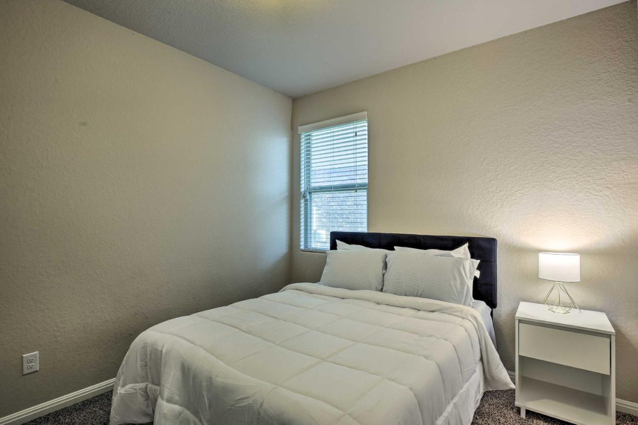 San Antonio Home With Yard About 8 Mi To Lackland! Экстерьер фото
